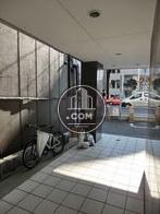 正面玄関わきに駐輪可能なスペースがあります