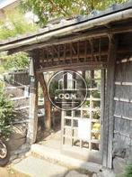 珍しい木製玄関