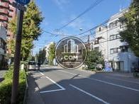幅広い道路