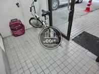 シンプルなエントランス