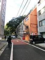 人通りもさほどありません