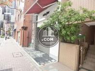 １階は商業店舗となっております