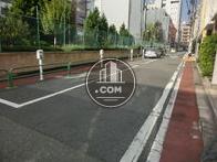 物件入口付近から見た周辺です