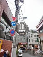駅前の商店街という立地