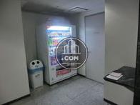 自動販売機が設置されております