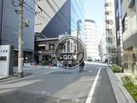 背面通りの様子