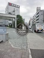 ビル前の通りです
