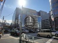 東側の歩道から立川駅方向の写真です