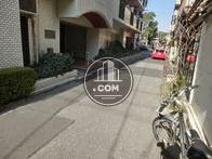 正面玄関前道路