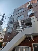 階段と出窓のデザイン