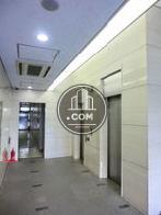 エレベーターは２基設けられています