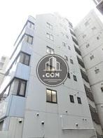 側面からの外壁です