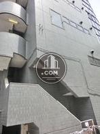 しっかりした造りの外階段