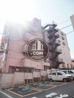 建物の背面