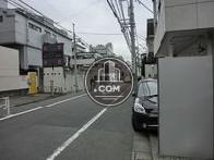 一方通行です