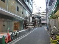 車通りの少ない前面道路です