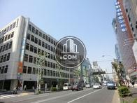 交通量の多い通りです