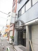 物件の正面玄関