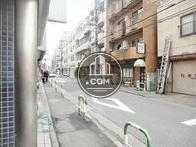 対面通行道路です