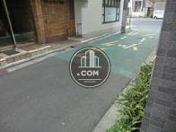 玄関前
