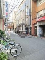 越後屋ビル前の通り