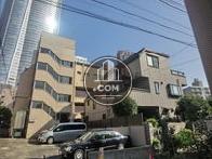 周辺は閑静な住宅街です
