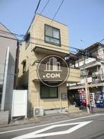 地上3階建ての事務所