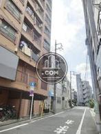 隣接する脇道