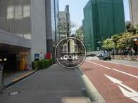 愛宕警察署前の交差点です