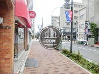 綺麗に舗装された歩道