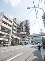板橋区役所駅方面