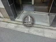 玄関前の床です
