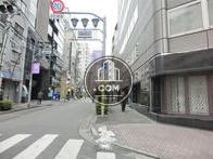 建物側面側の通り