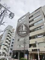 角地に建つビル