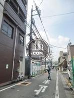 隣接する脇道