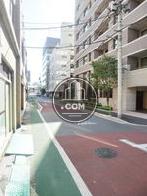 非常に見通しが良い公道沿いです