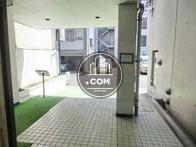 前面通りは車のの通りは少ないです
