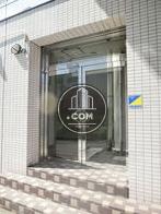 通用口前