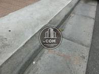 小さな段差がございます