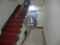 レトロなエントランスです