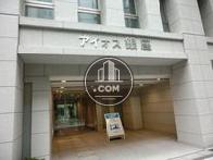 裏側はテナント専用入り口です