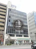 綺麗なガラス張りで構成