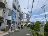 目の前の視界が開けた道路沿い