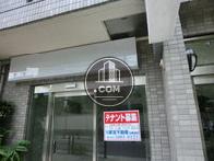 入口にも看板が設置できます