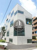 コンクリート打ち放しベースの外装