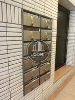 玄関内に設置されたポスト