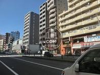 ビルが立ち並びます