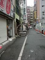 小さなビルが建ち並んでいます