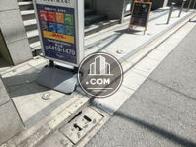 玄関前の床面