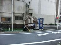 エントランス前面風景
